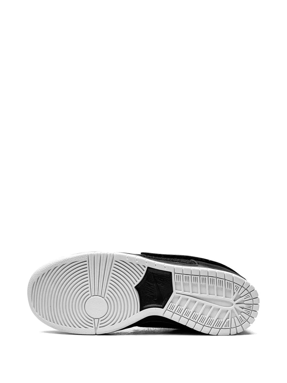 Nike X Gnarhunters Sb Dunk Low Sneakers