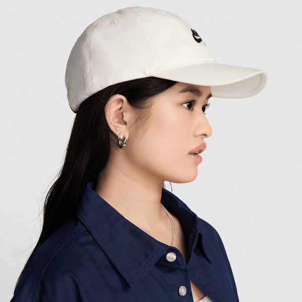 Nike SB Club Unstructured Skate Cap White