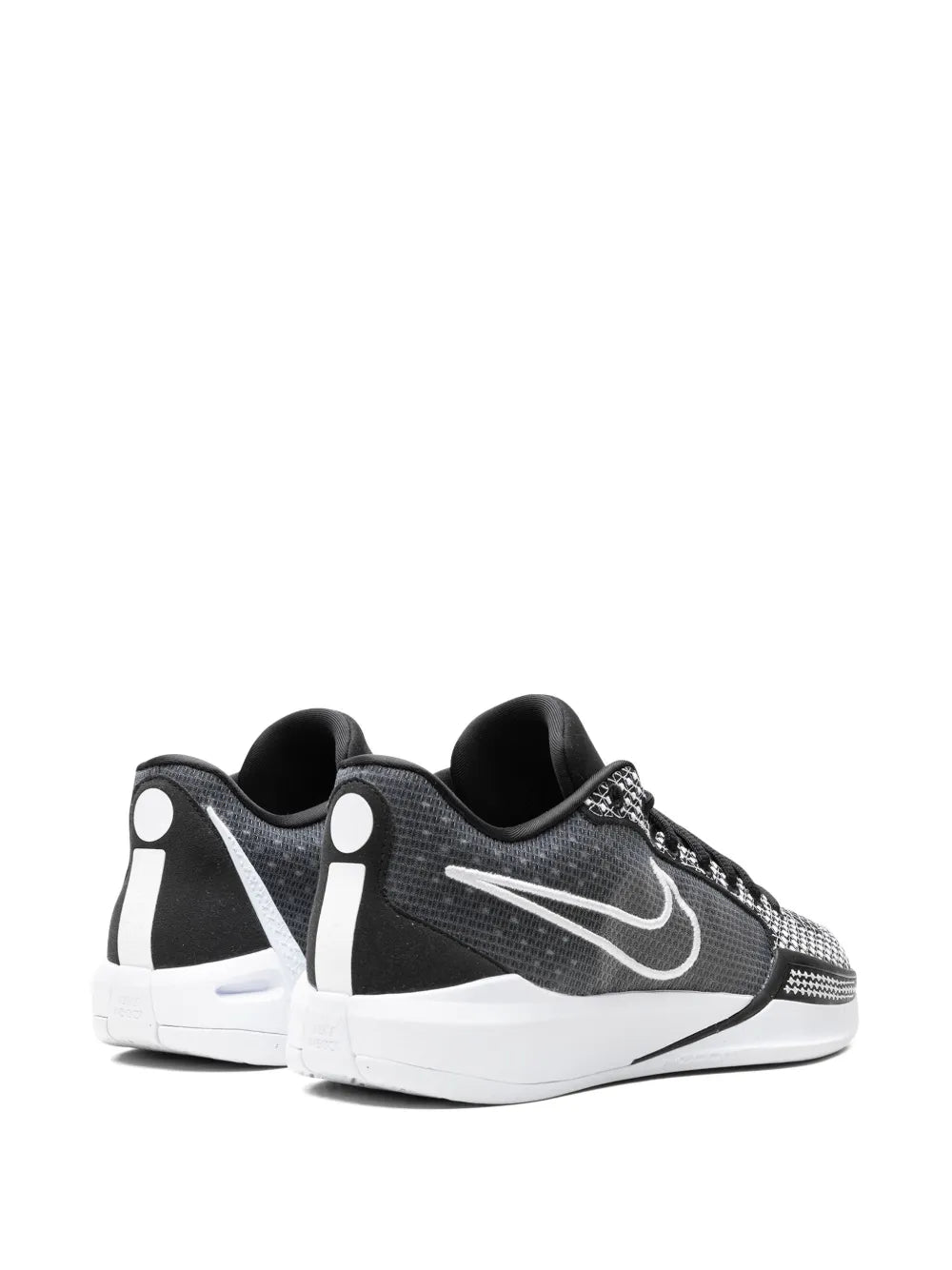 Nike Sabrina 1
