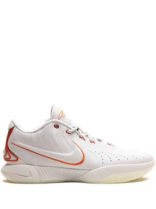 Nike Lebron 21