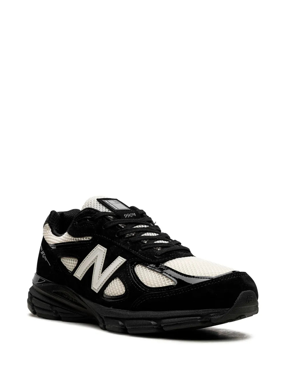 New Balance 990V4