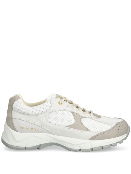 Filling Pieces Oryon Runner