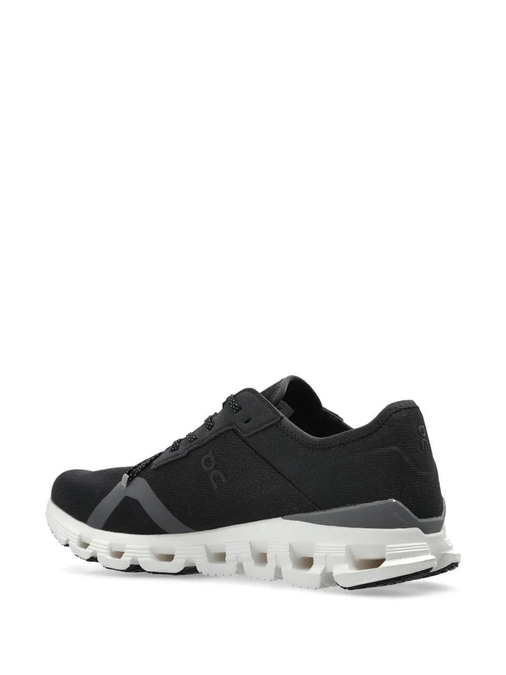 On Running Cloud X 4 Trainers
