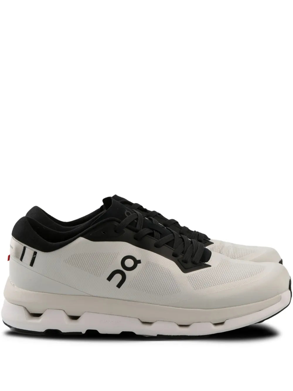 On Running Cloudzone Sneakers