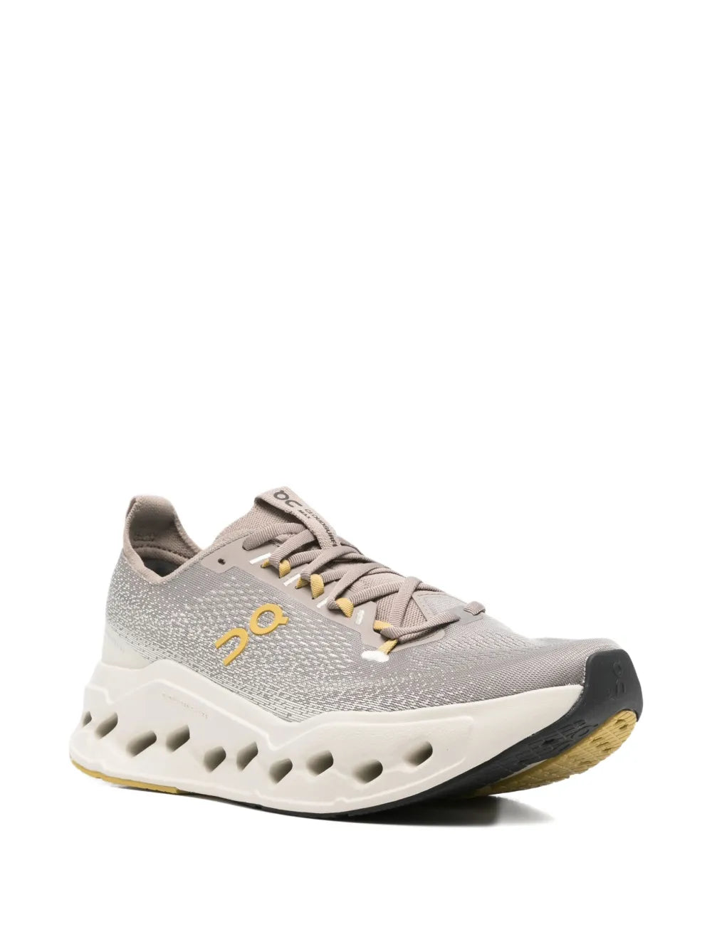 On Running Cloud Surfermax Sneakers
