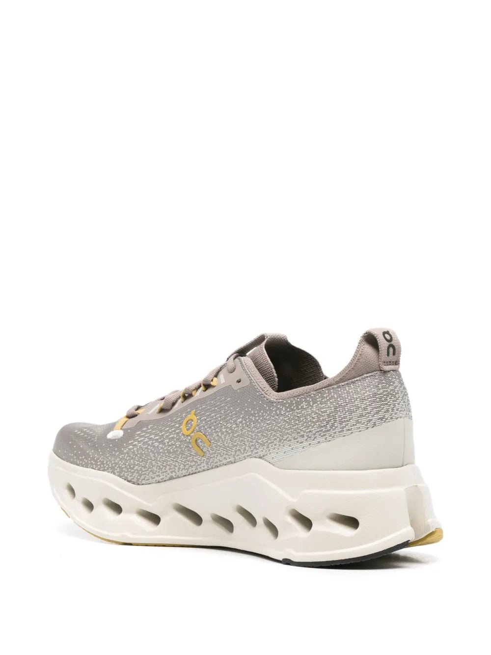 On Running Cloud Surfermax Sneakers