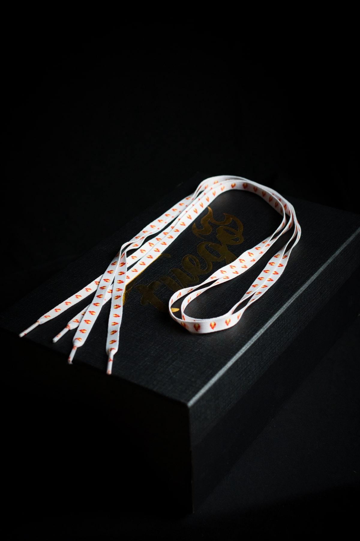 Laces | (Fire / White)