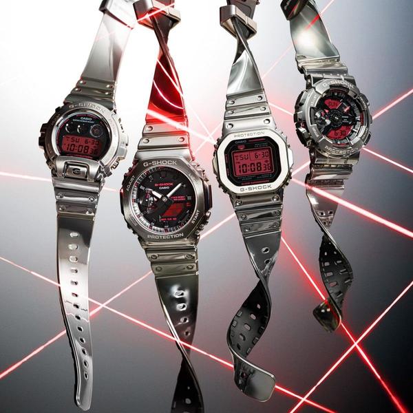 Casio G-Shock Digital Watch GM5600YRA-8 Silver - Red