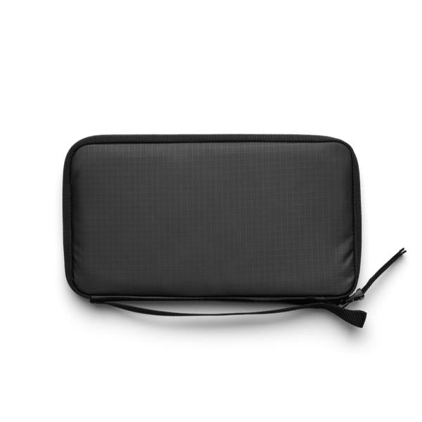 DB Journey Essential Passport Cover Black Out