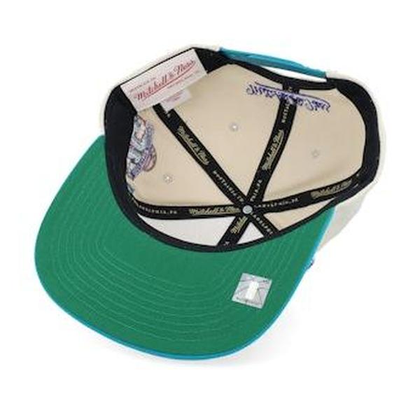 Mitchell & Ness Charlotte Hornets Across The Board HWC Snapback Hat Cream