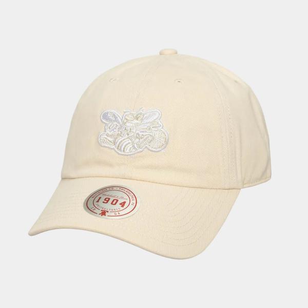 Mitchell & Ness Charlotte Hornets HWC Fashion Basic Strapback Hat Cream