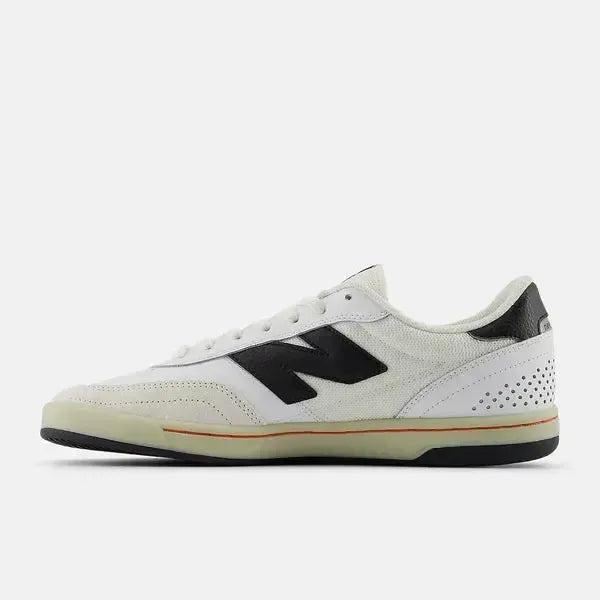 New Balance Numeric 440 V2 NM440NO2 White - Black