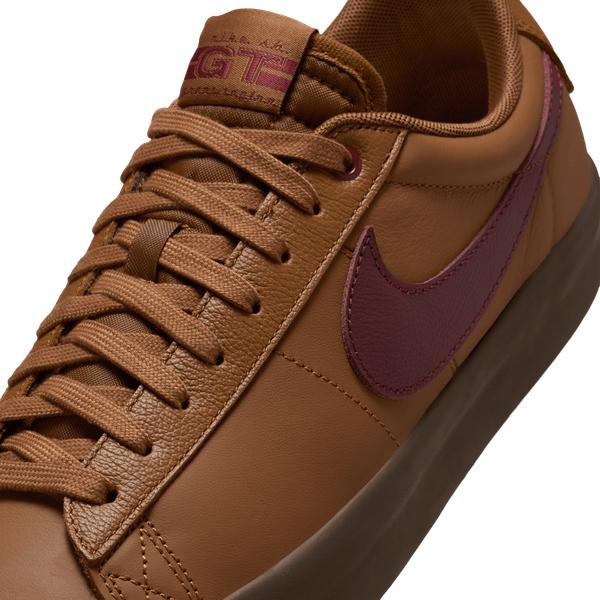 Nike SB Blazer Low PRO GT Light British Tan - Dark Team Red