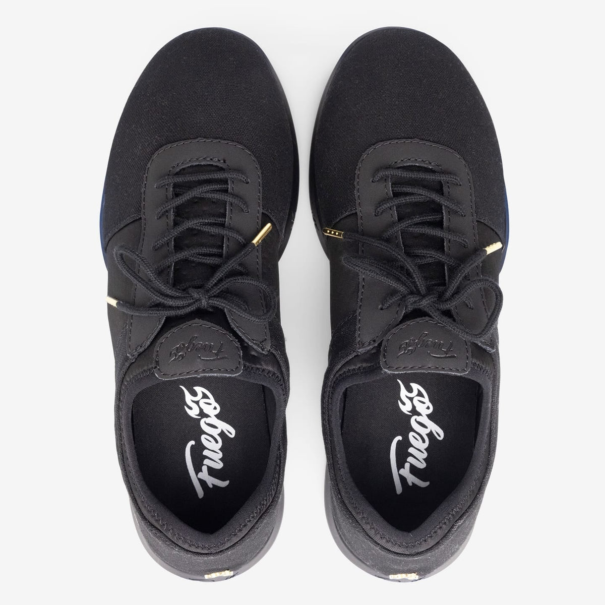 All-black Split-sole