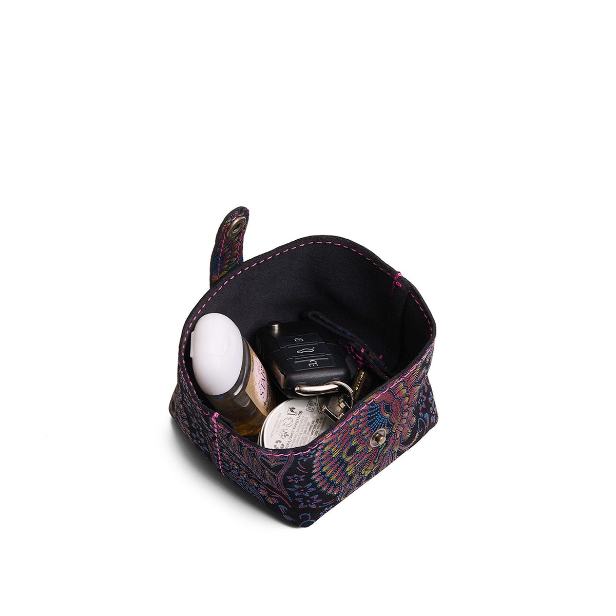 Howler Pouch