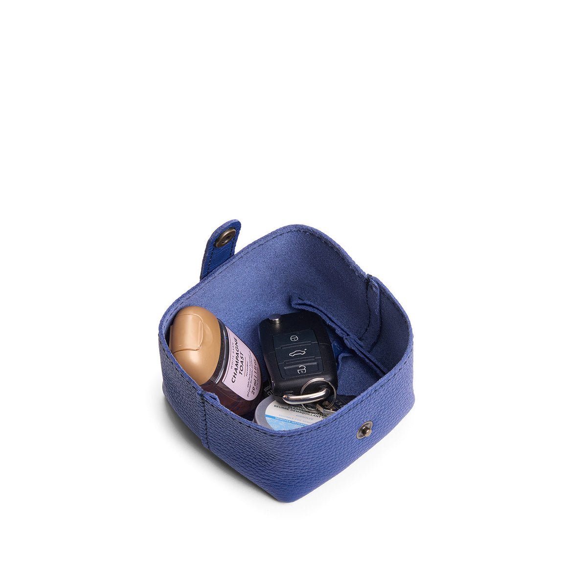 Howler Pouch