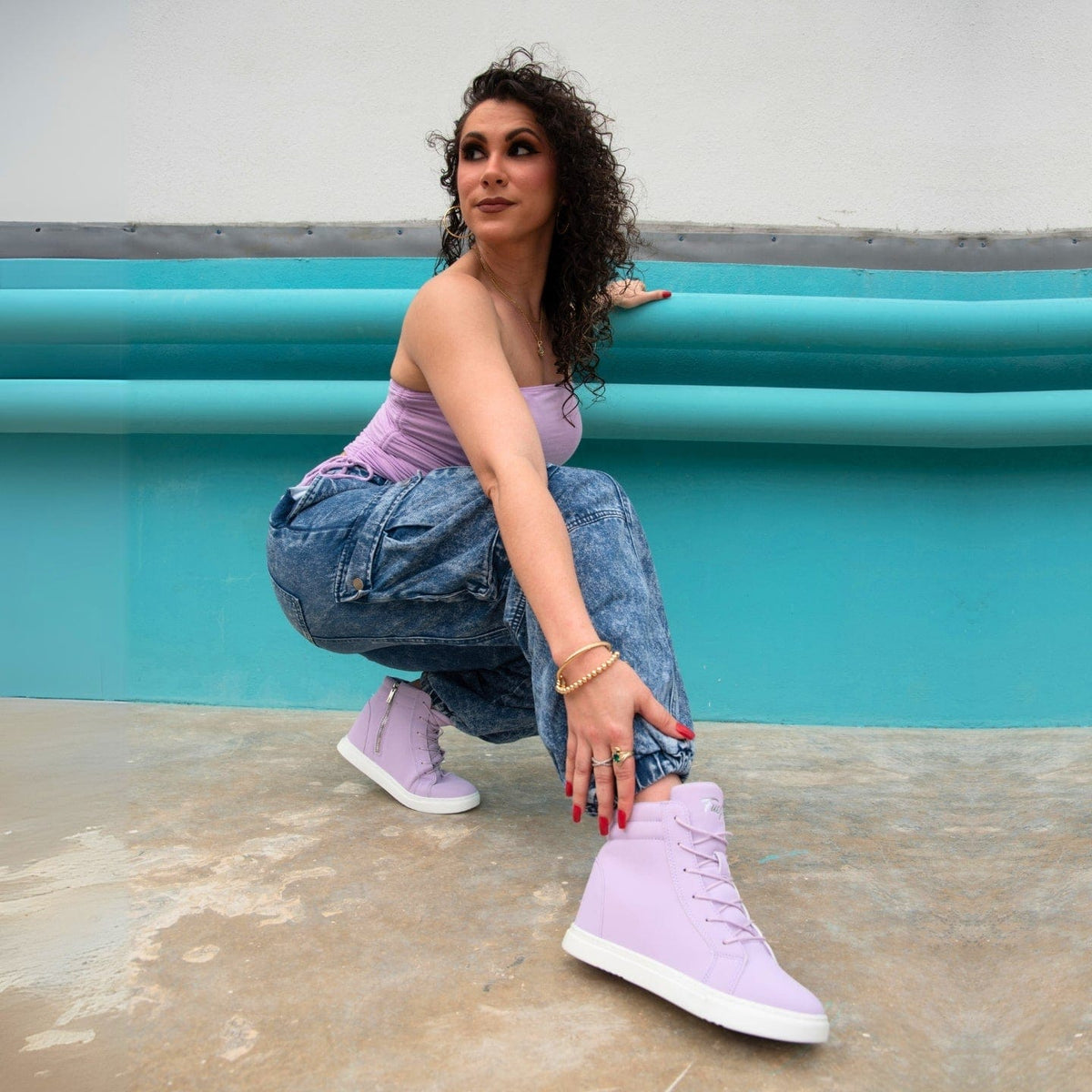 Lavender Wedge