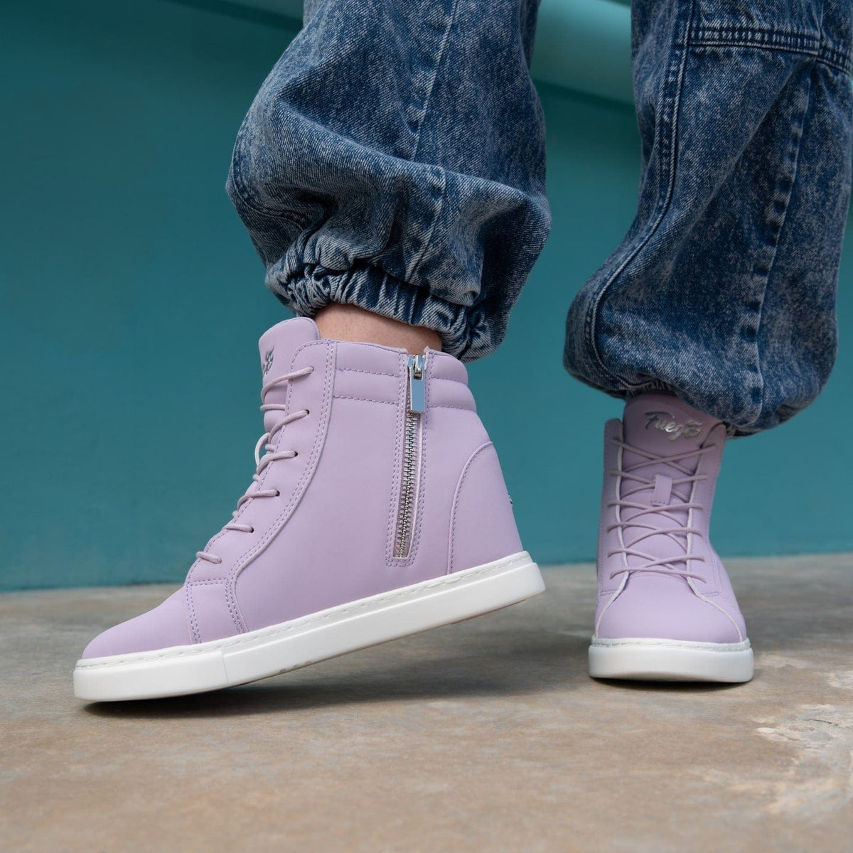 Lavender Wedge