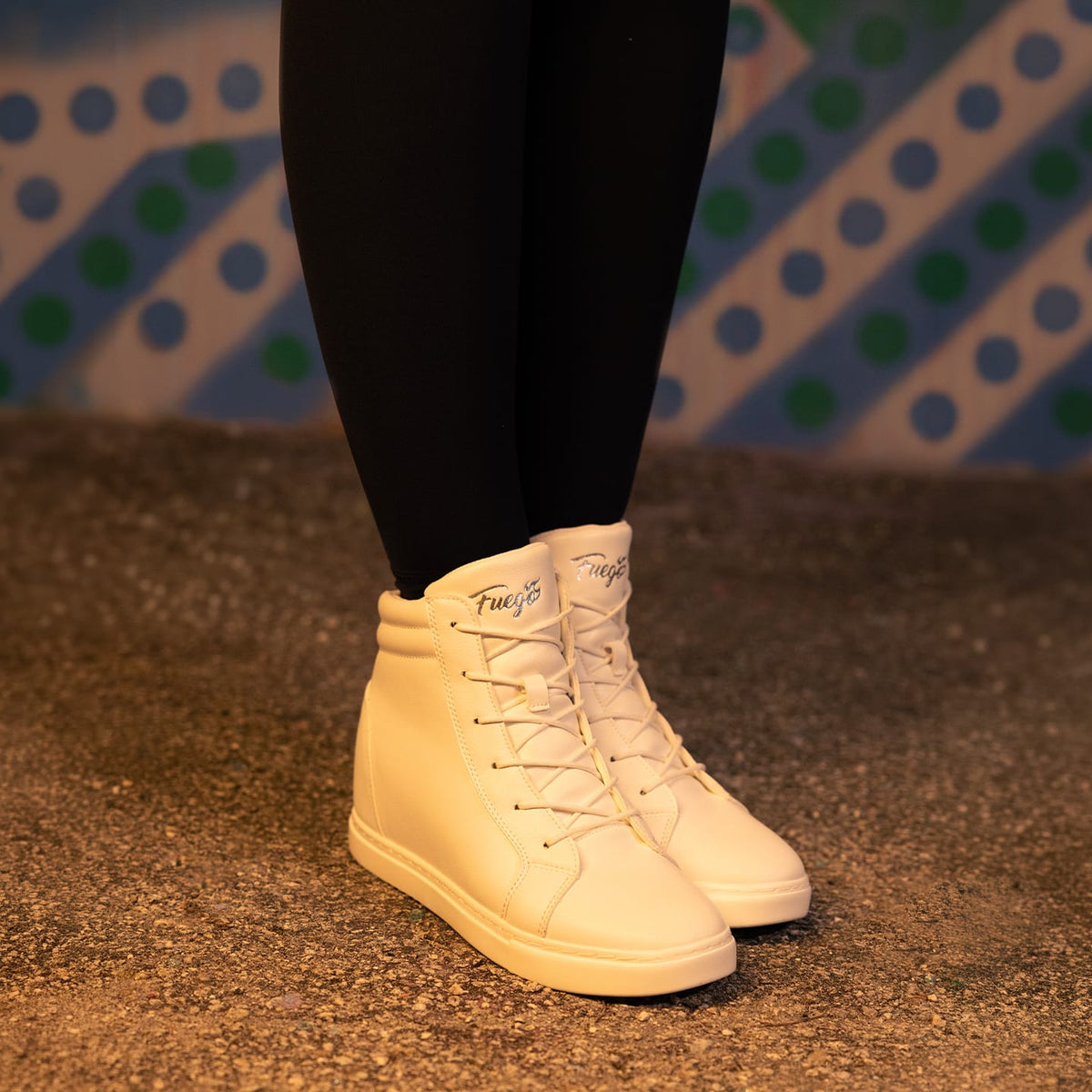 White Wedge